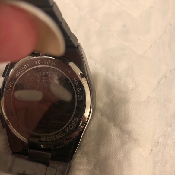 Michael Kors Men’s Gunmetal Watch - Picture 4 of 4